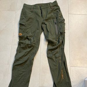 Men’s first lite obsidian pants